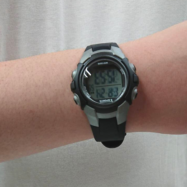 T-SPORTSティースポーツ10気圧防水デジタルウォッチ10年電池腕時計